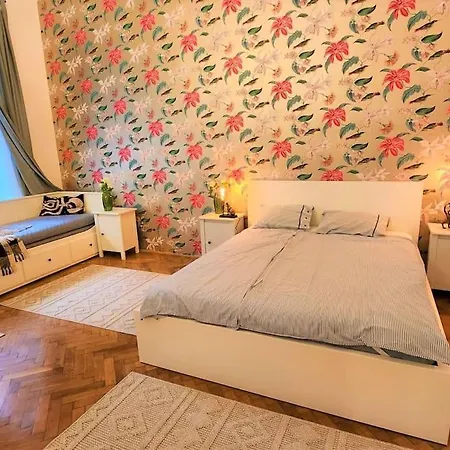 Travelers Award Winning Place In The Heart Of Budapest Apartment Kamilla Exteriér fotografie