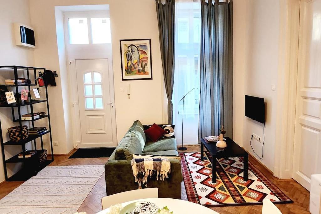 Travelers Award Winning Place In The Heart Of Kamilla