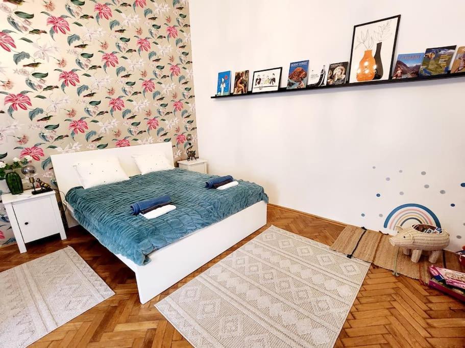 Travelers Award Winning Place In The Heart Of Kamilla *