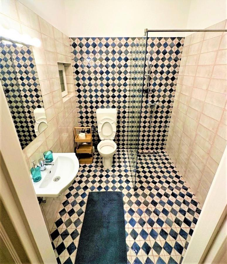 Travelers Award Winning Place In The Heart Of Kamilla * בודפשט